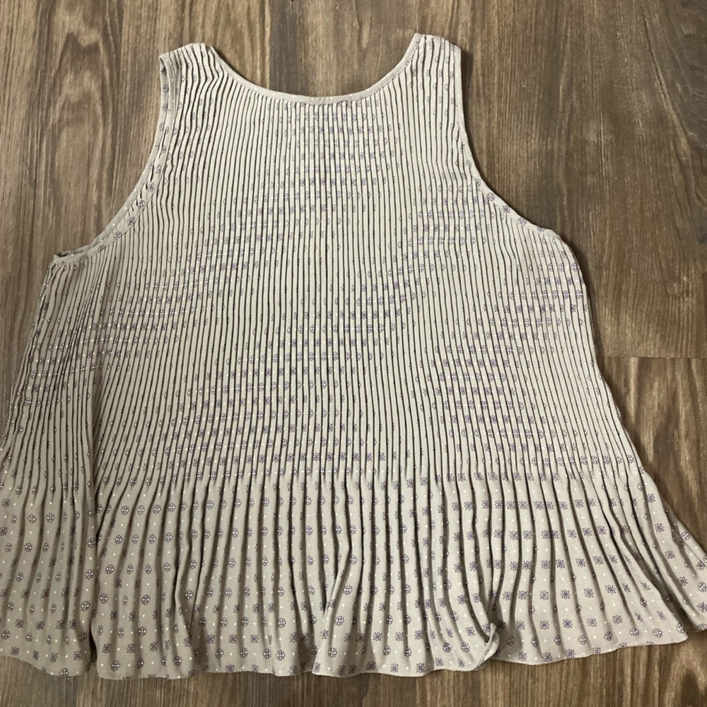 Banana‎ Republic Women’s Small Blouse - Picture 3 of 3